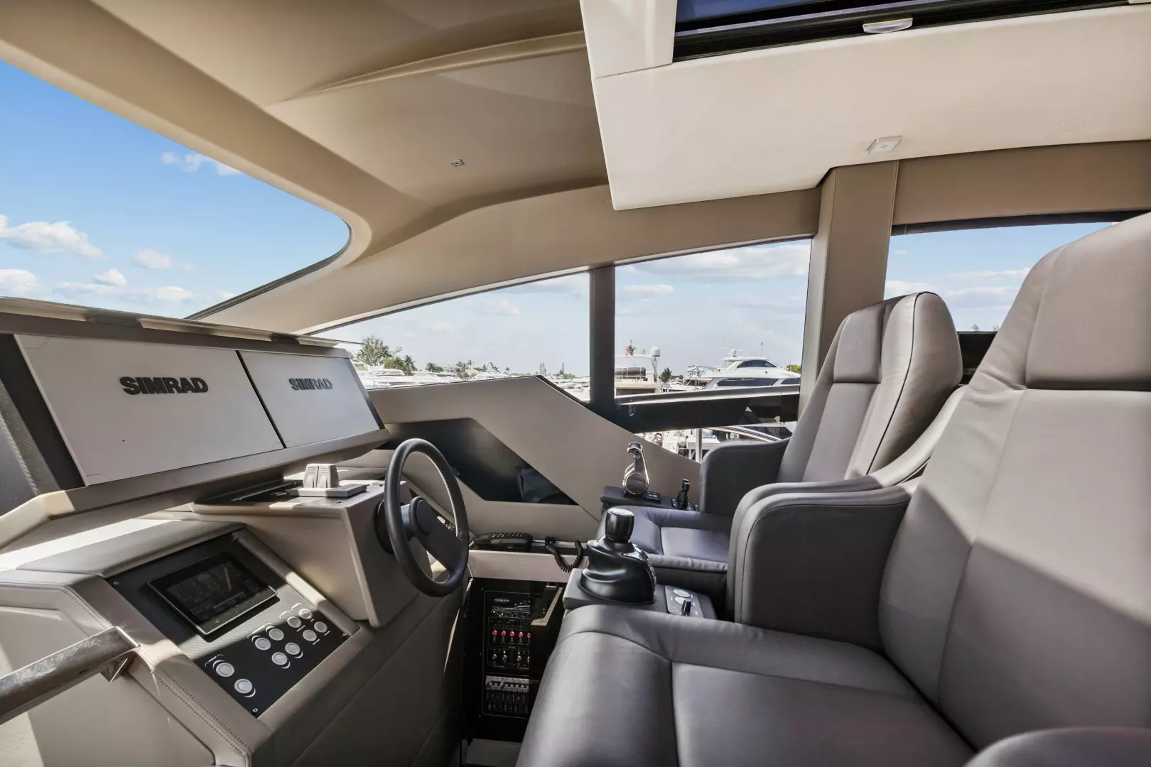 2020 Pershing 7X - Image 20
