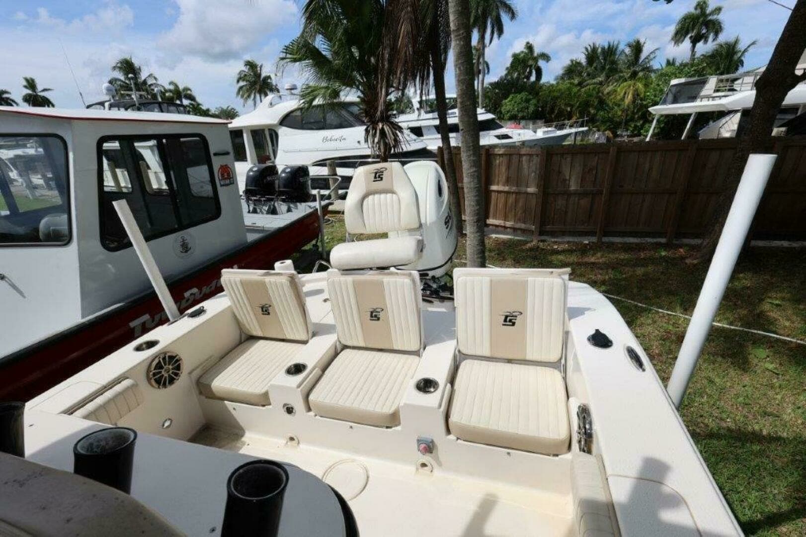 2019 Carolina Skiff 24 Ultra Elite - Image 10