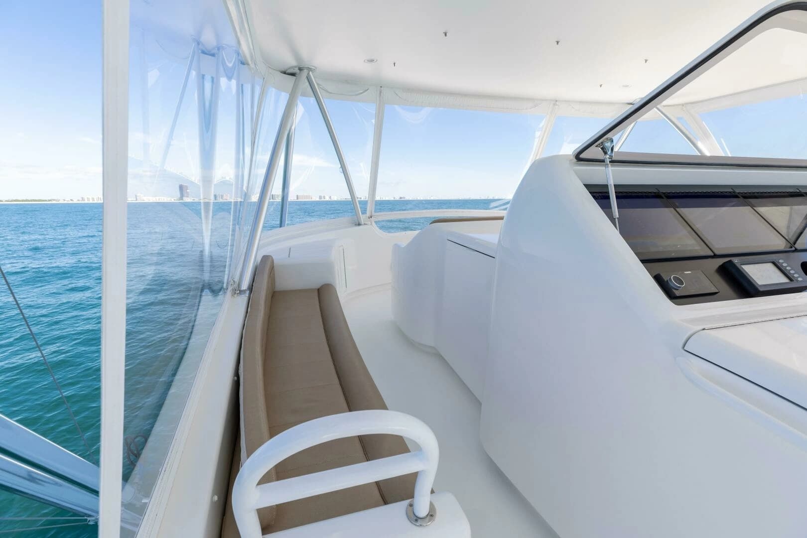 2013 Viking 76 Convertible - Image 57