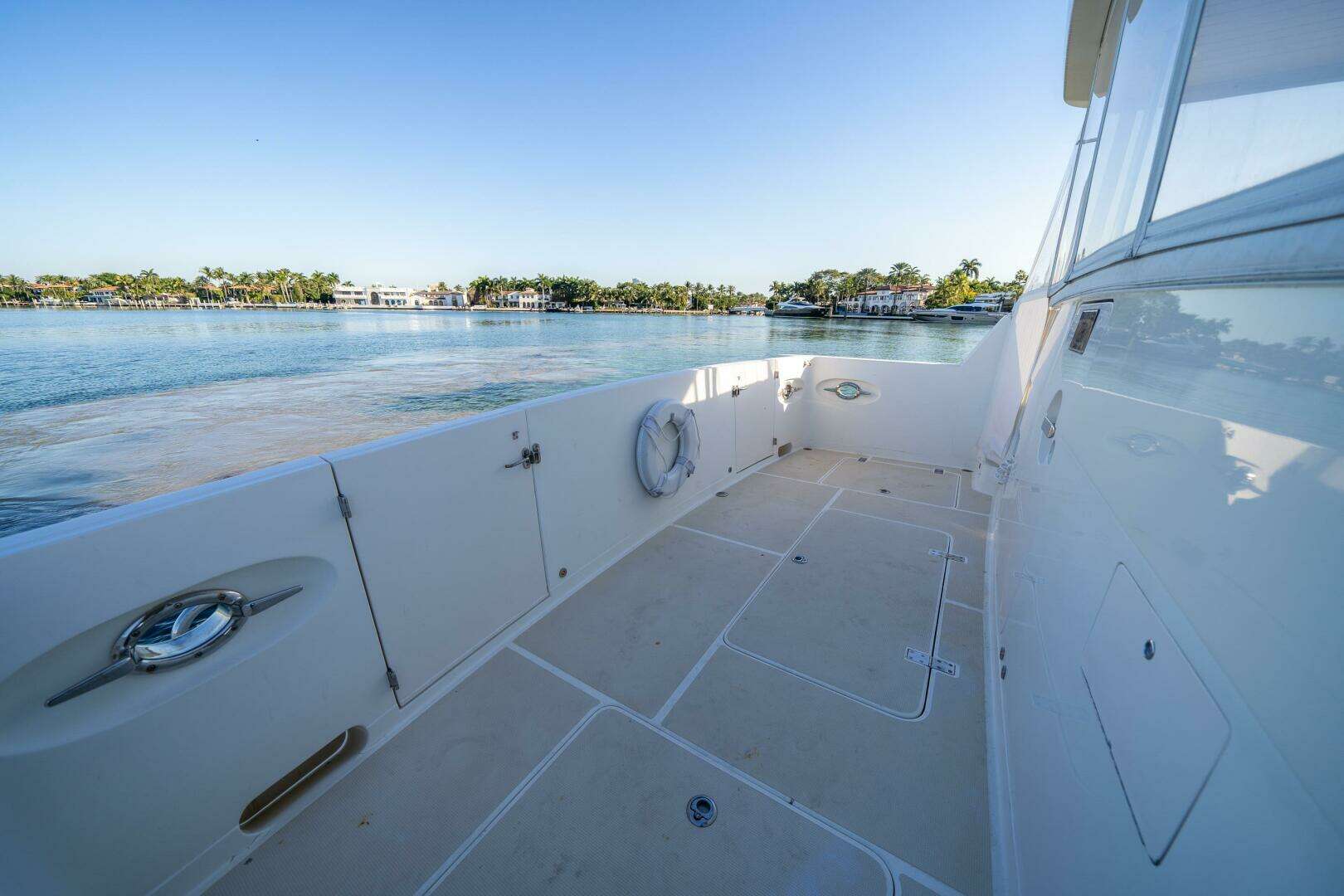 2006 Offshore Yachts 72 Pilothouse - Image 10