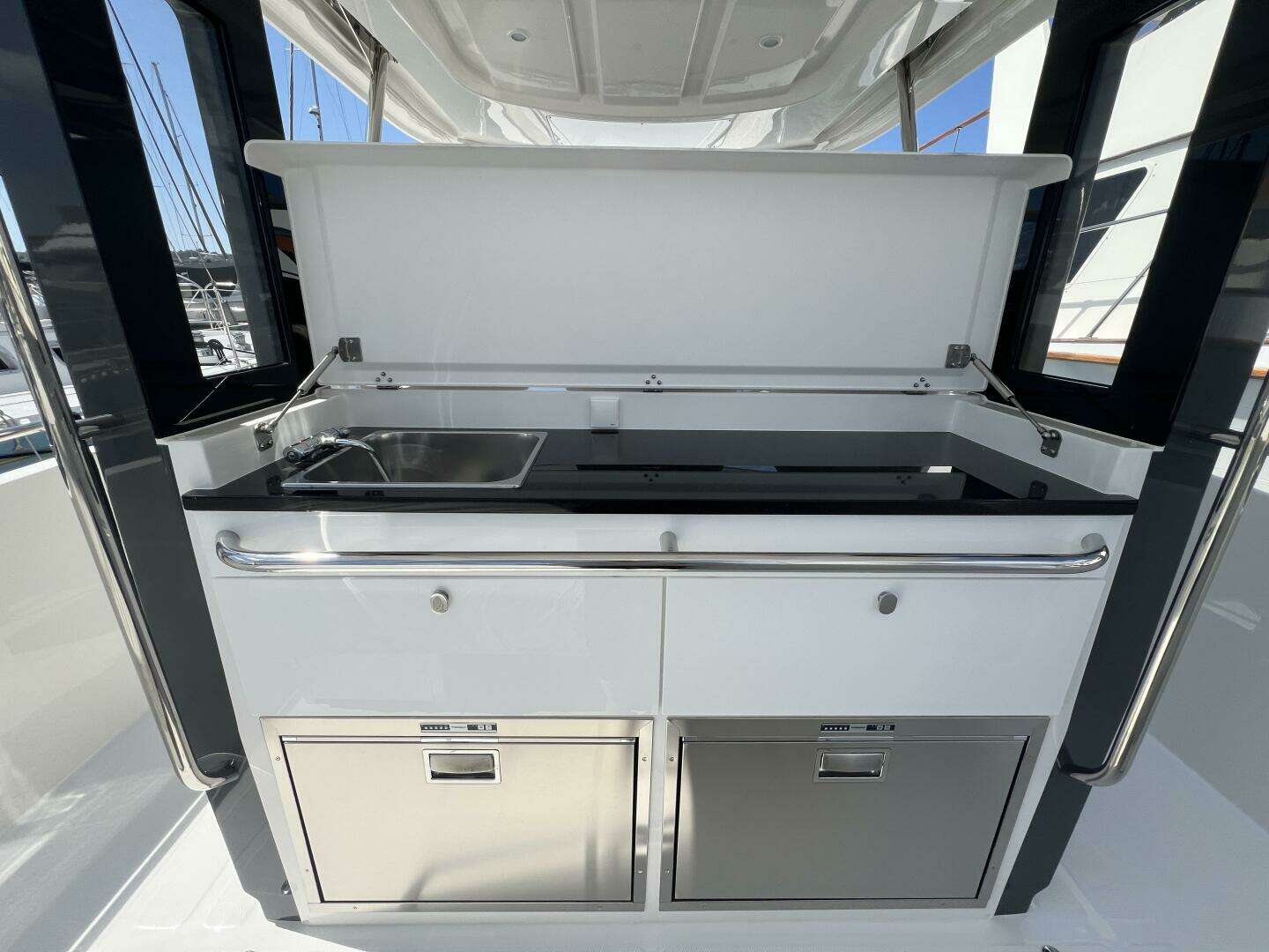 2024 Nimbus T11 - Image 5