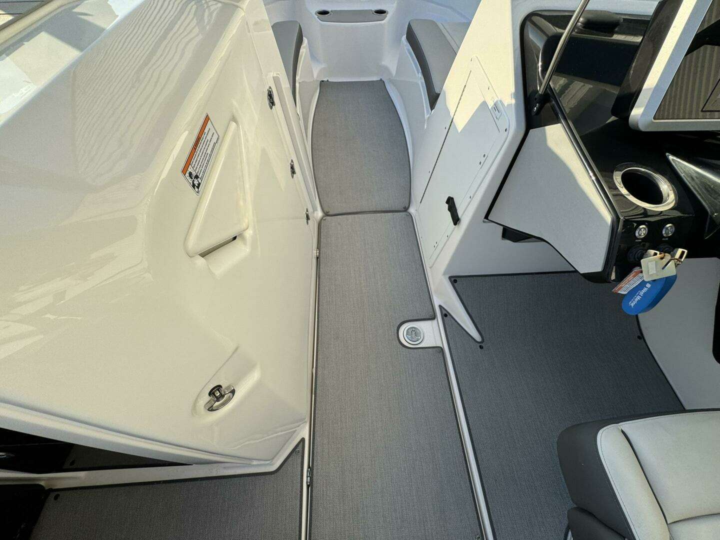 2021 Yamaha Boats AR 250 - Image 24