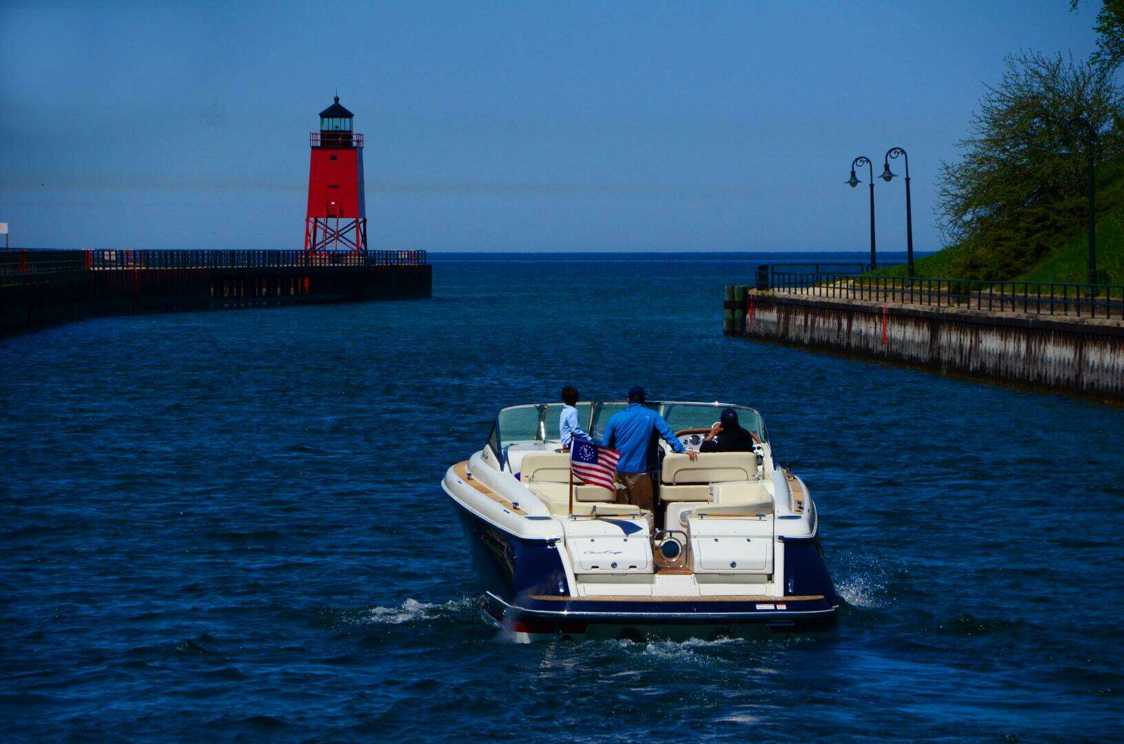 2008 Chris-Craft 36 Corsair - Image 3