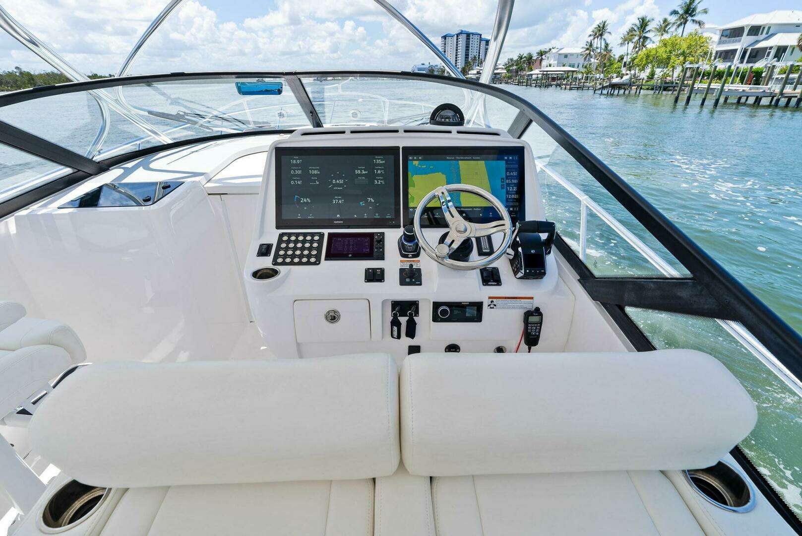 2022 Intrepid 438 Evolution - Image 23