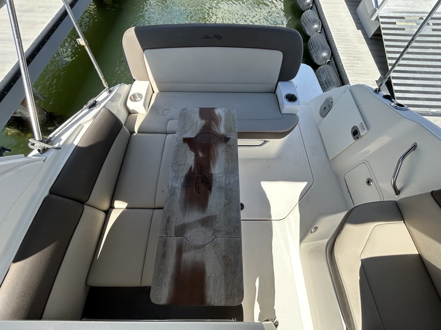 2014 Sea Ray — - Image 42