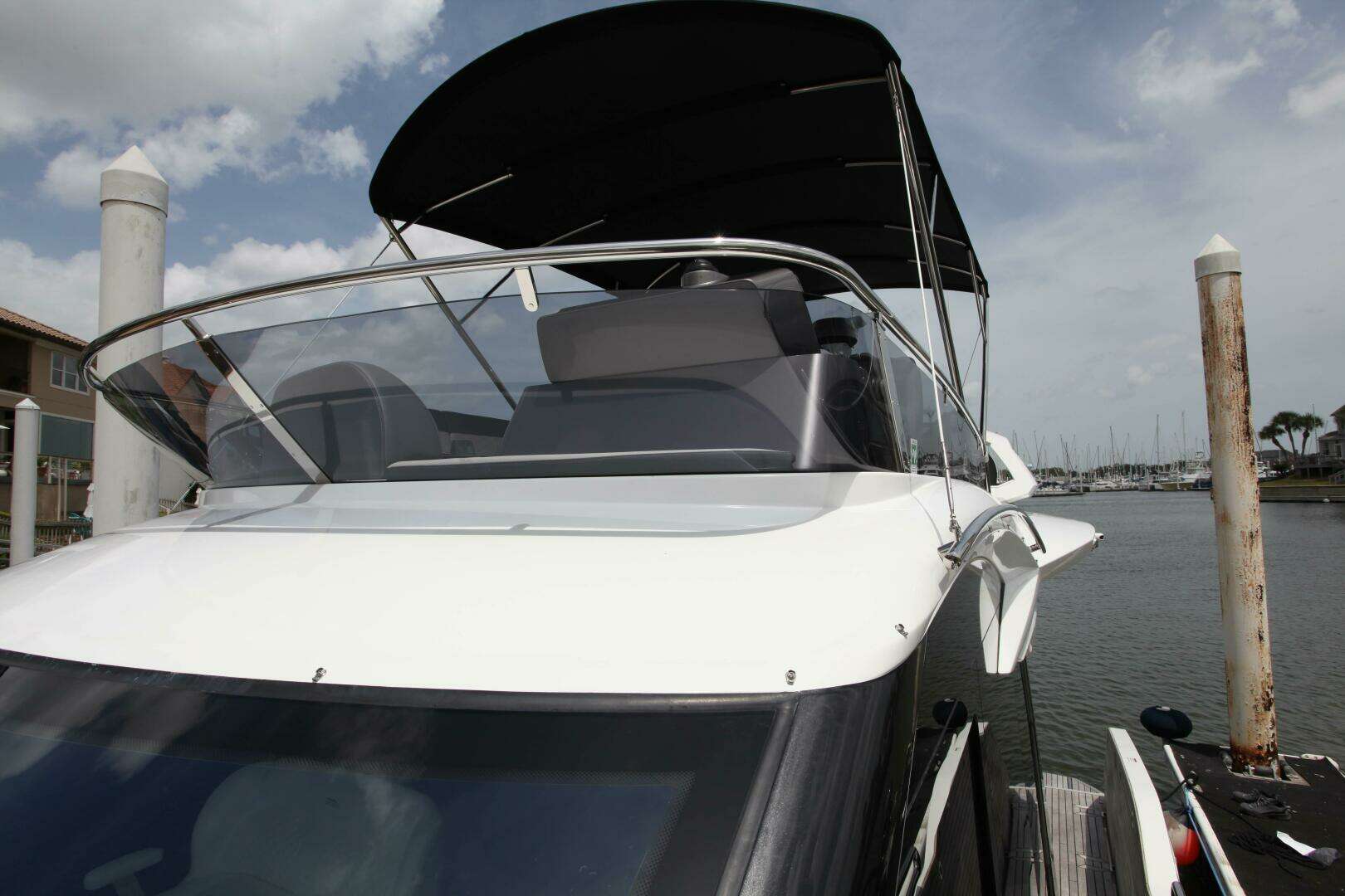 2025 Galeon — - Image 196