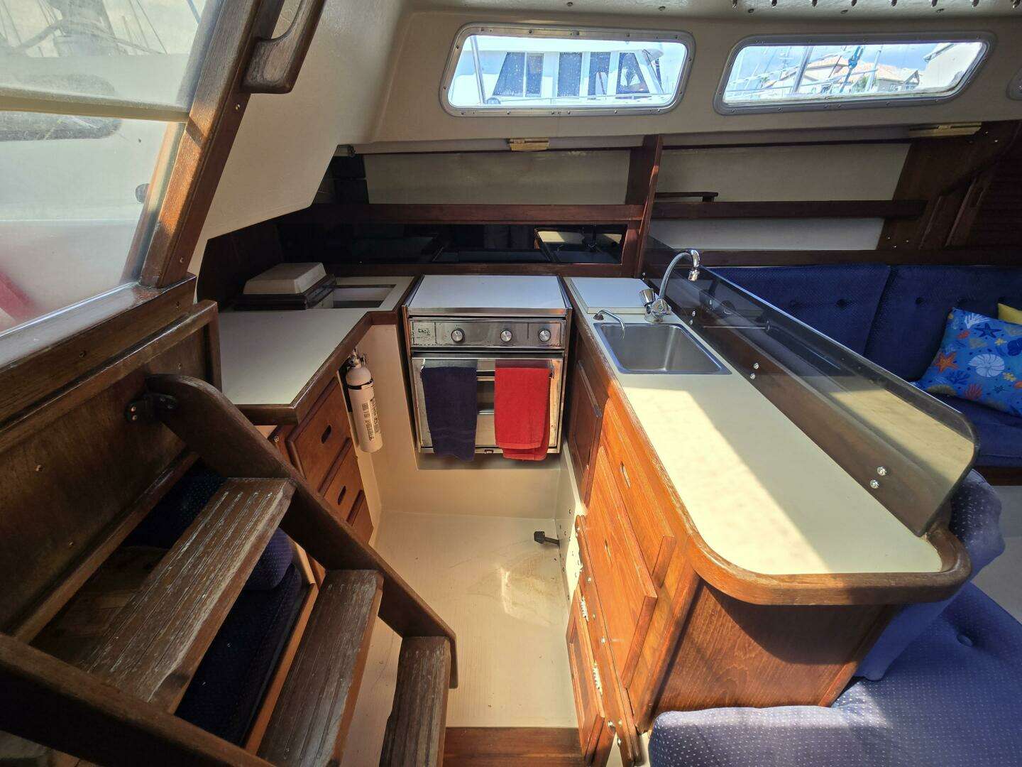 1986 Catalina Tall Rig - Image 22