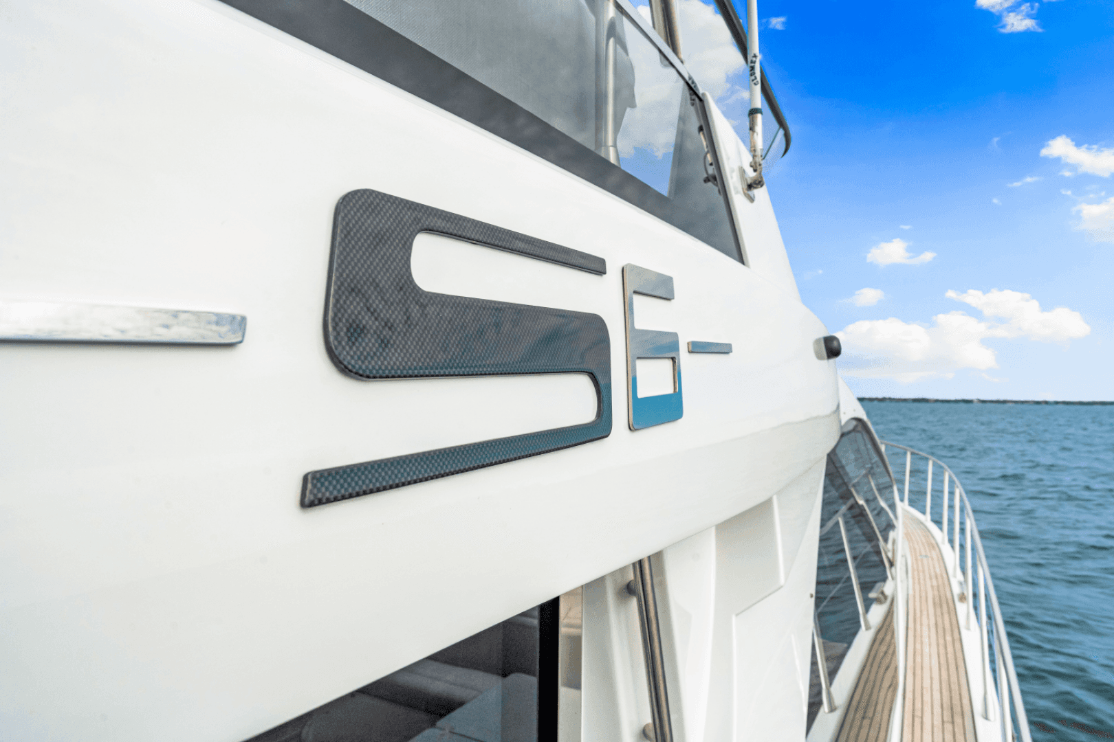 2025 Azimut S6 - Image 54