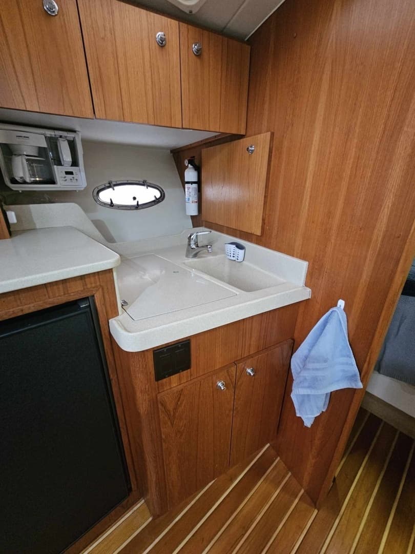 1998 Tiara Yachts 3500 Open - Image 28
