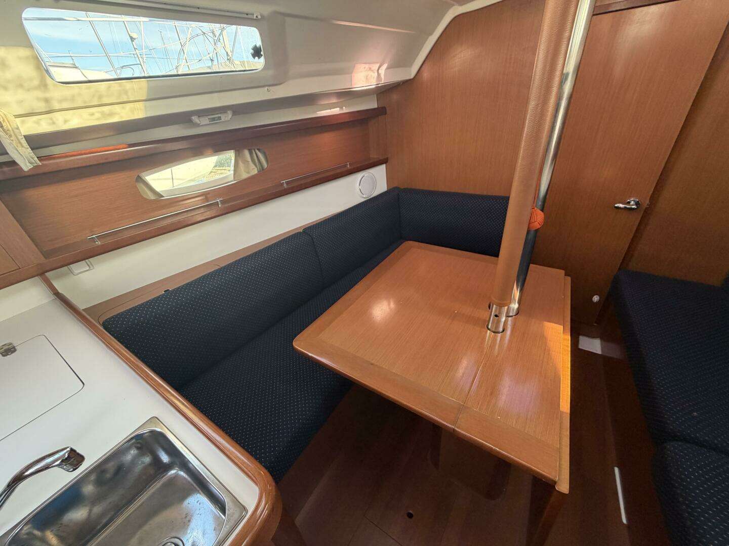 2008 Beneteau — - Image 50