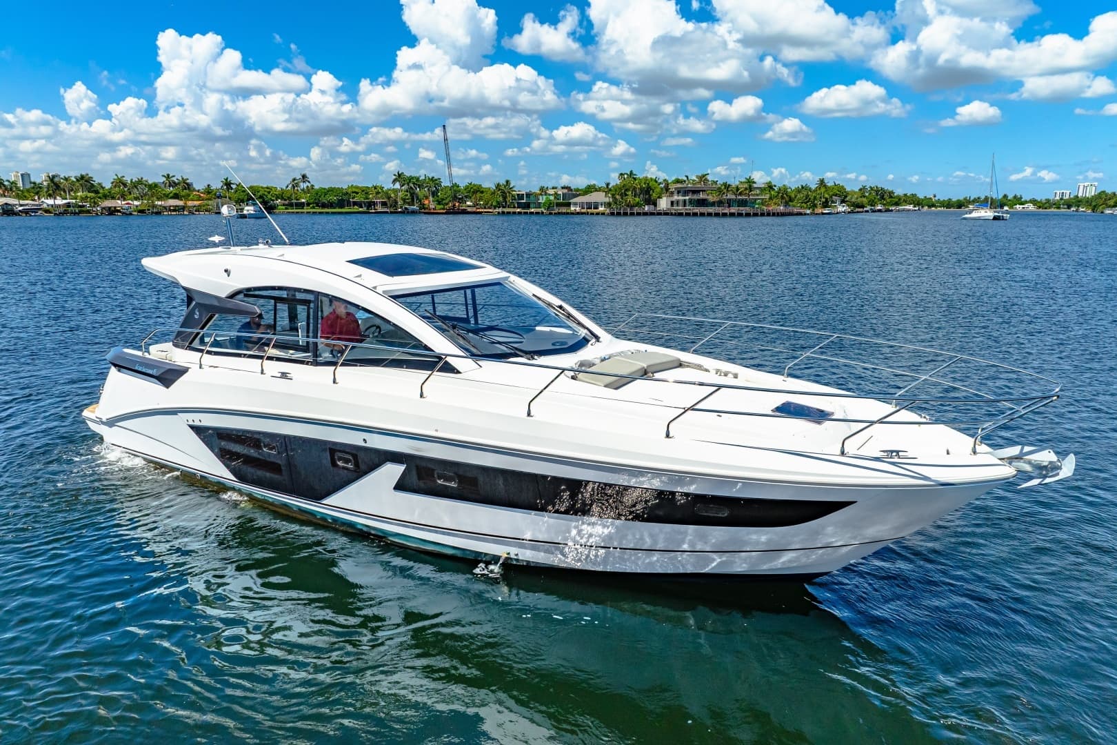 2024 Beneteau Gran Turismo 45 - Image 13
