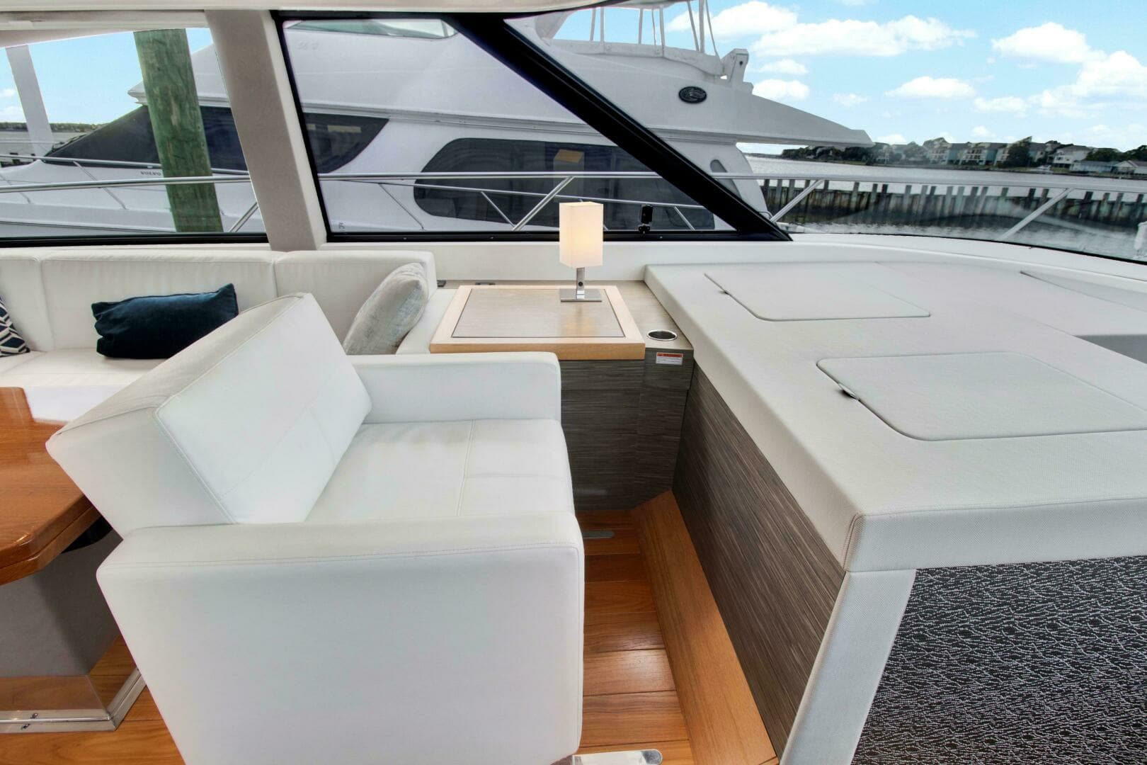 2019 Tiara Yachts 53 Coupe - Image 13