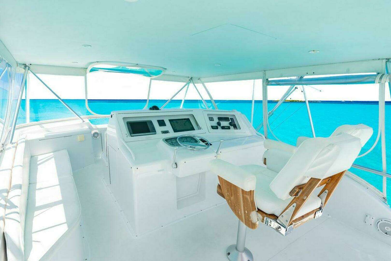 1999 Viking 55 Convertible - Image 81