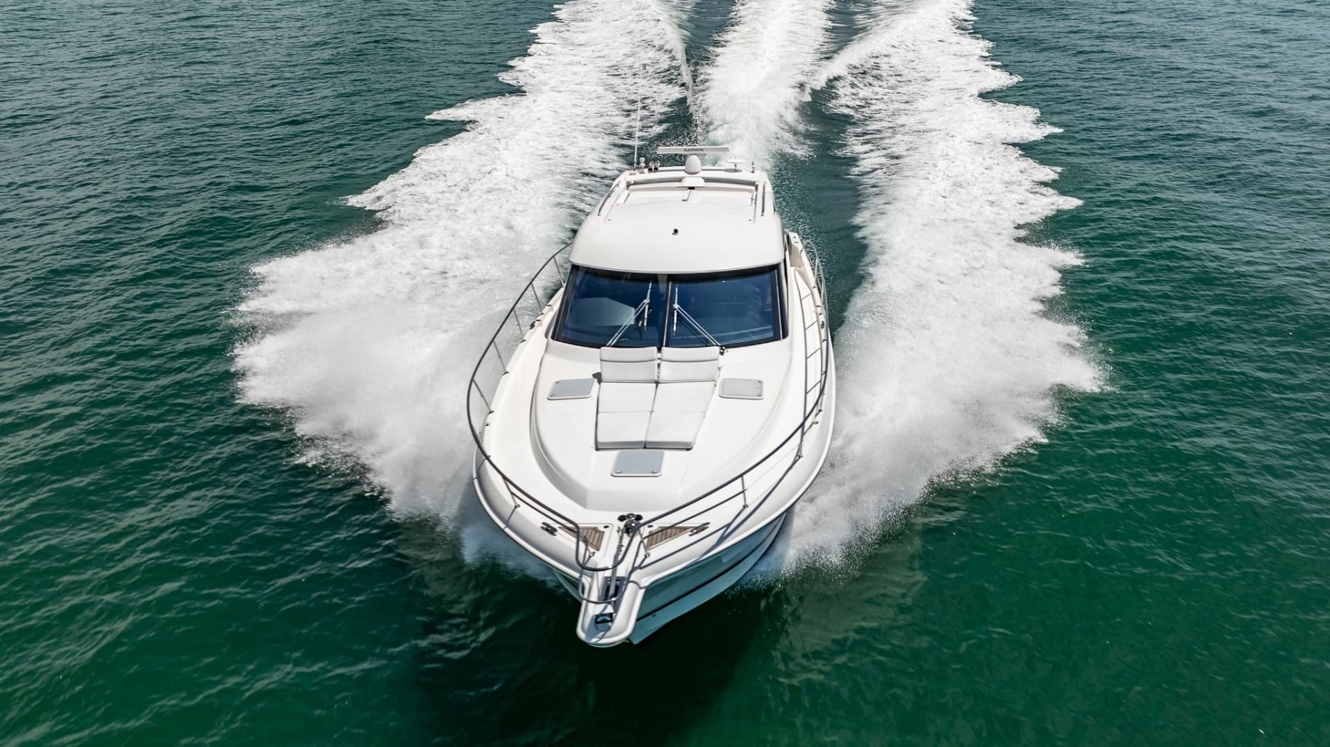 2016 Riviera 5000 Sport Yacht - Image 6