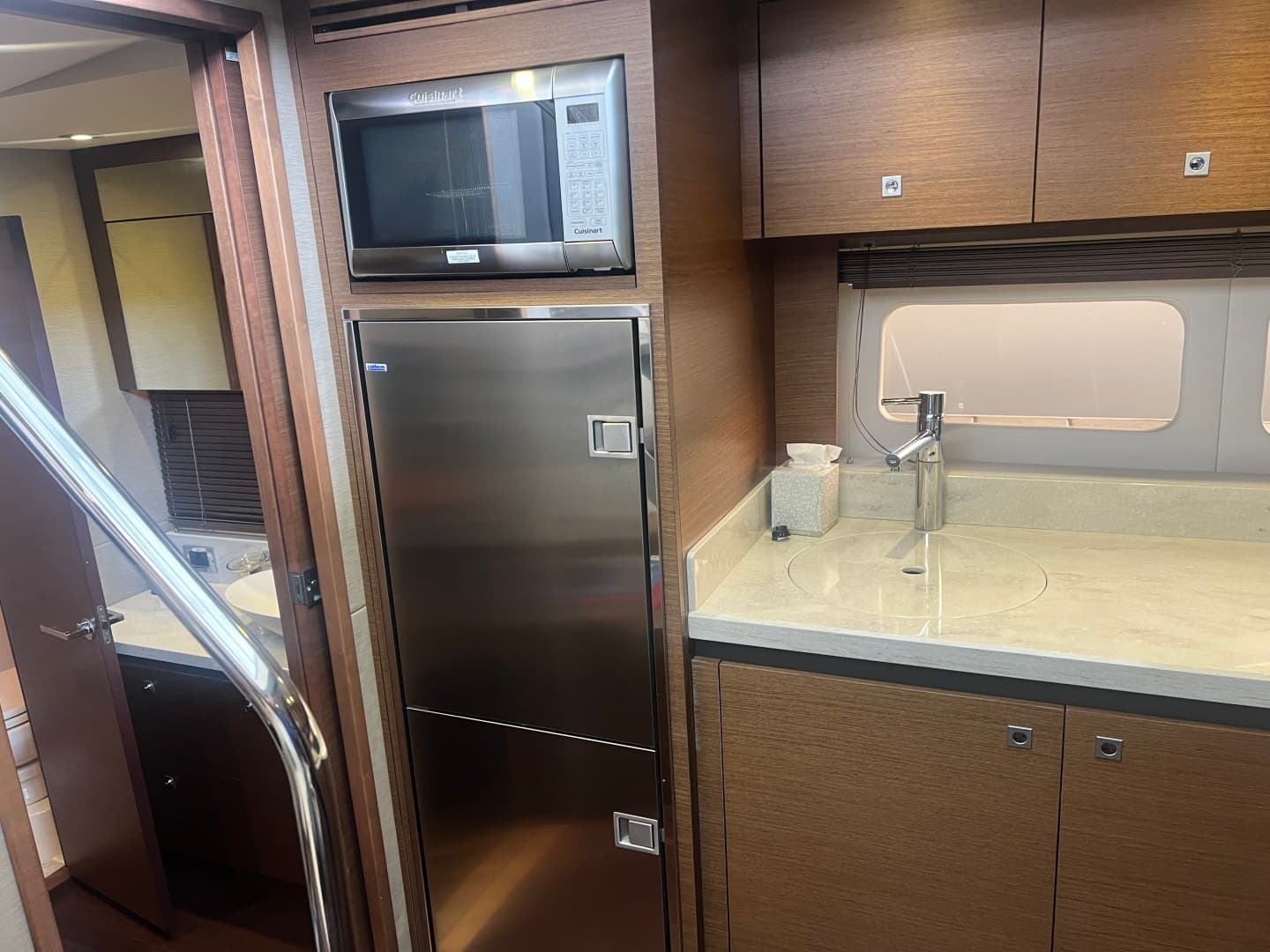 2015 Sea Ray 510 SUNDANCER - Image 24