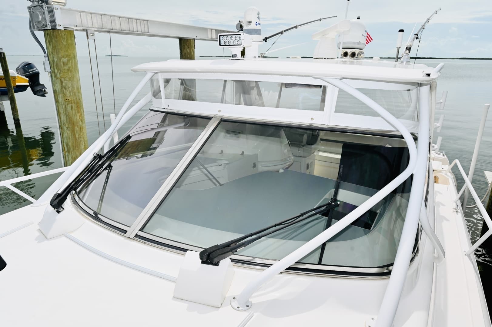 2019 Intrepid 475 Sport Yacht - Image 29
