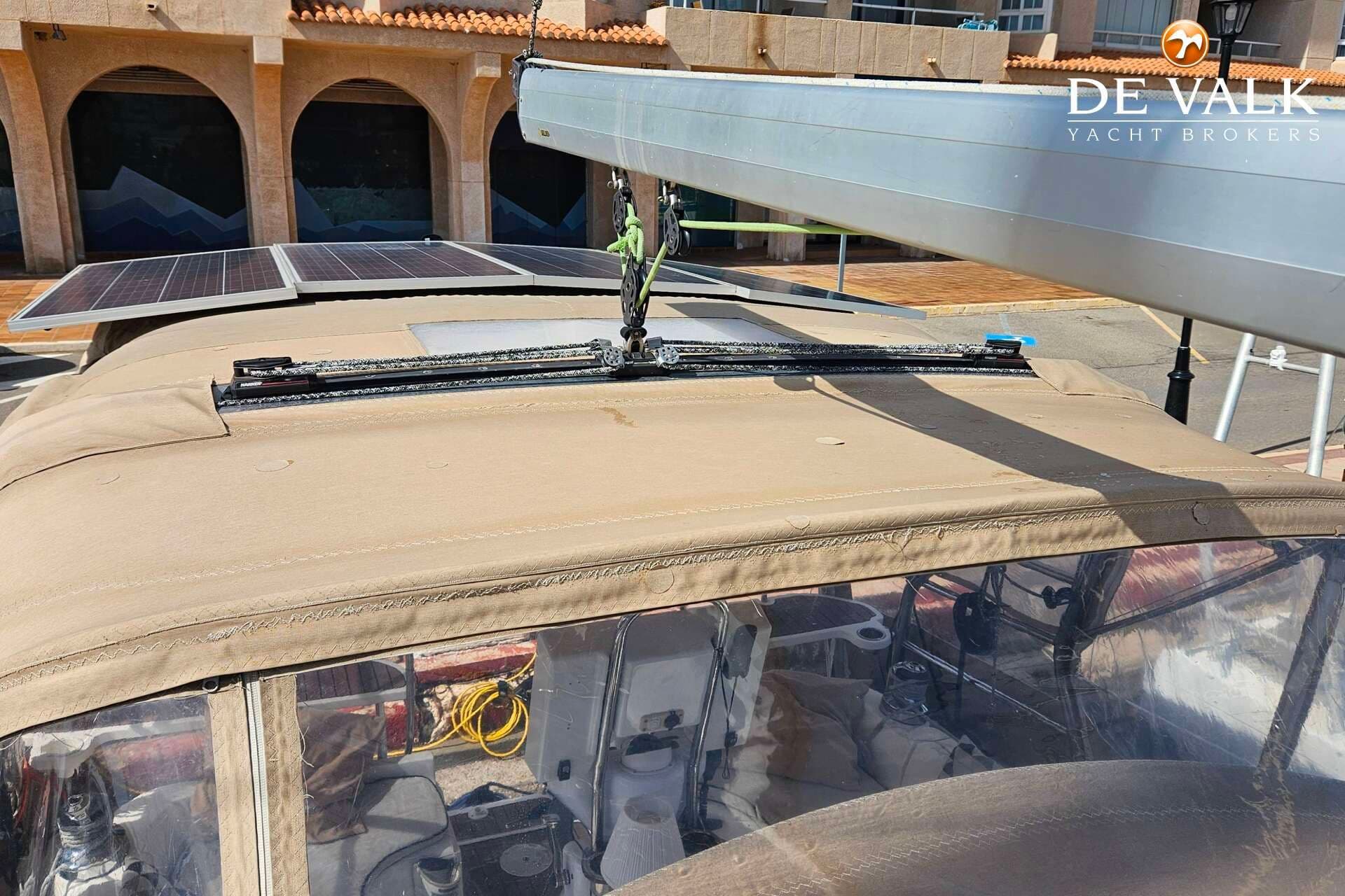 2005 Hunter 38 - 8