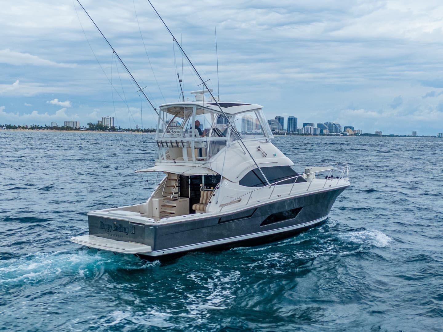 2011 Riviera 43 Open Flybridge - Image 9