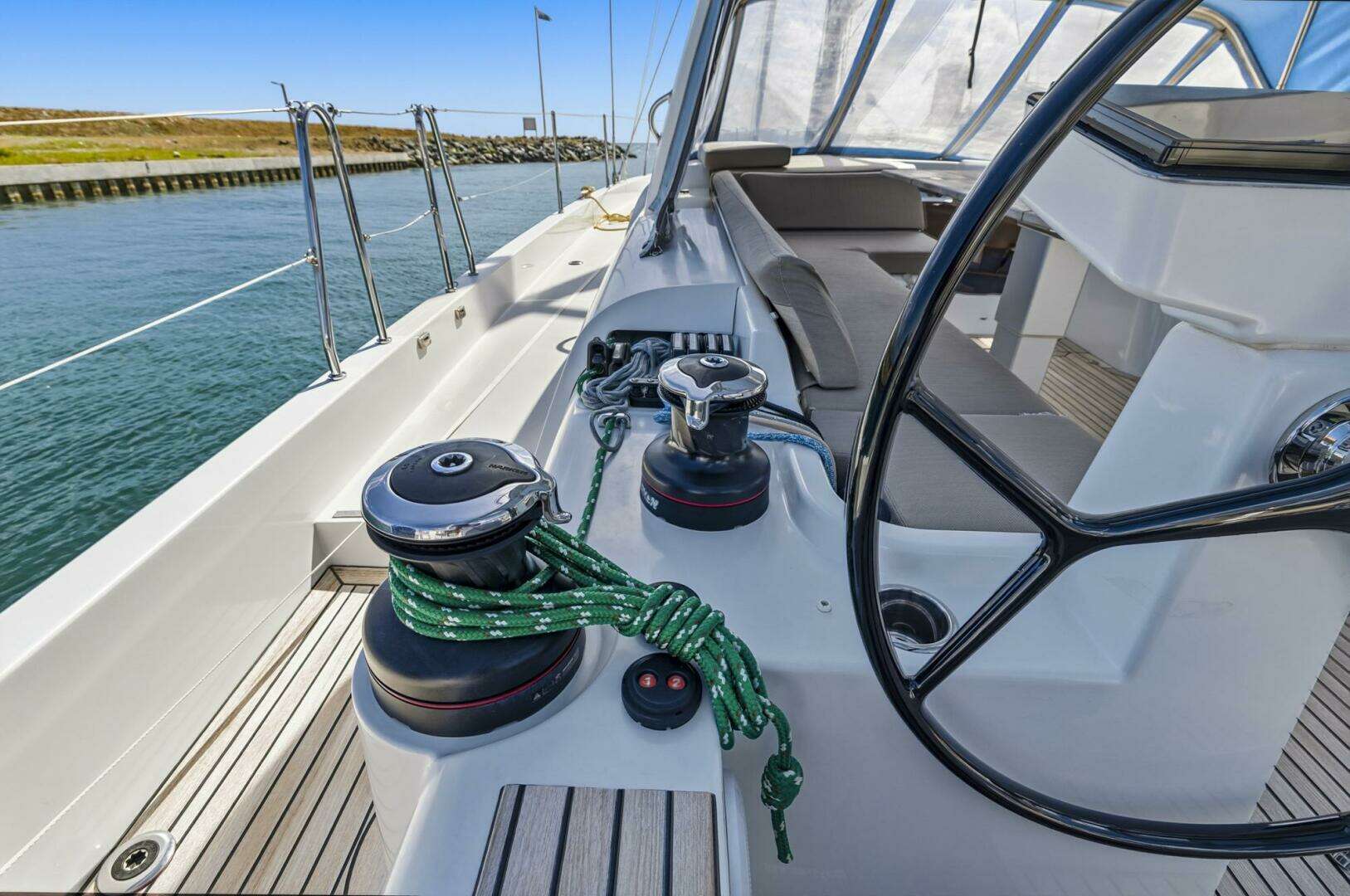 2024 Beneteau Oceanis Yacht 54 - Image 14