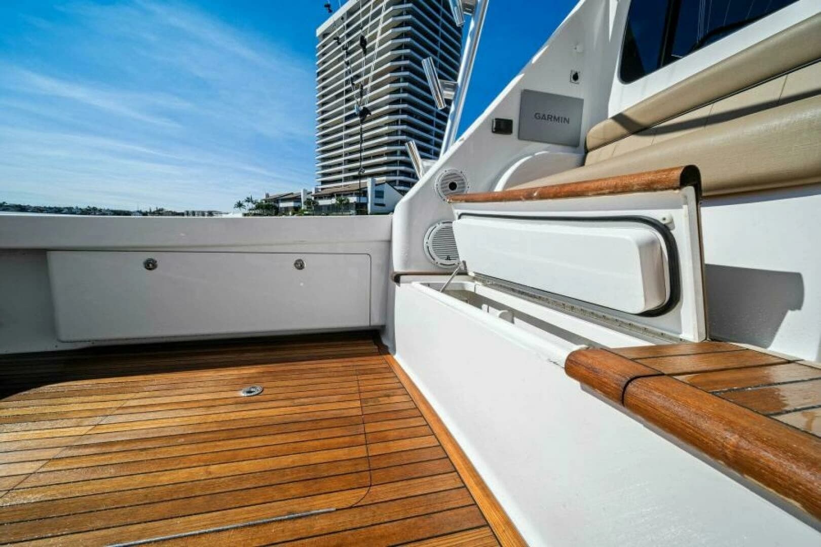2016 Viking 55 Convertible - Image 32