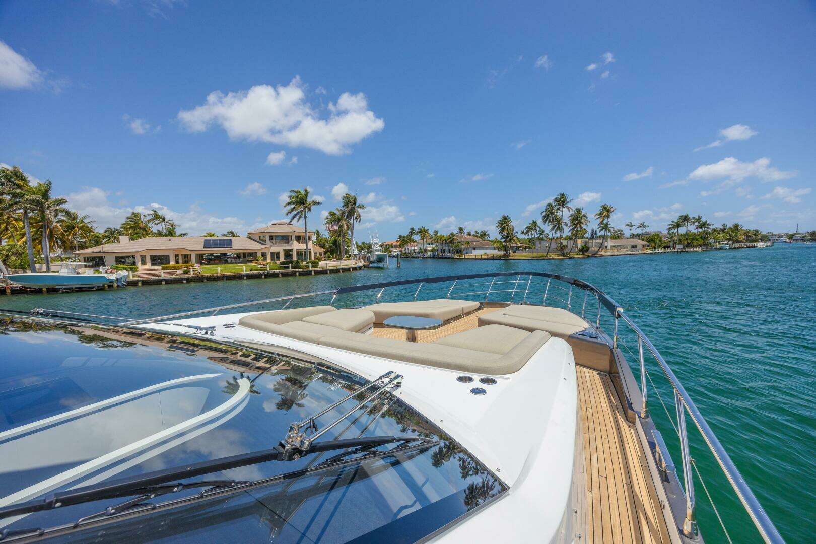 2023 Azimut S8 - Image 17
