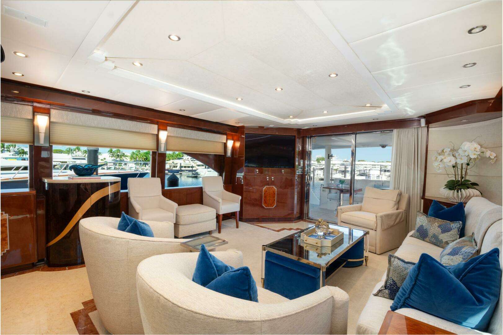 2014 Hargrave Sky Lounge - Image 20