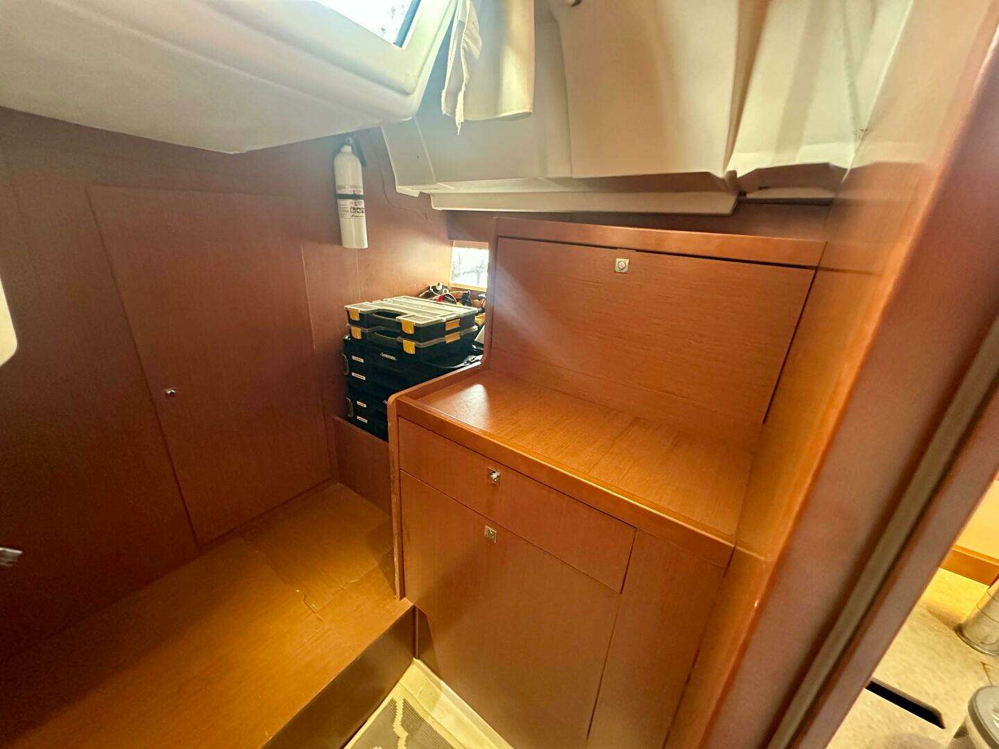 2015 Beneteau Oceanis 45 - Image 66