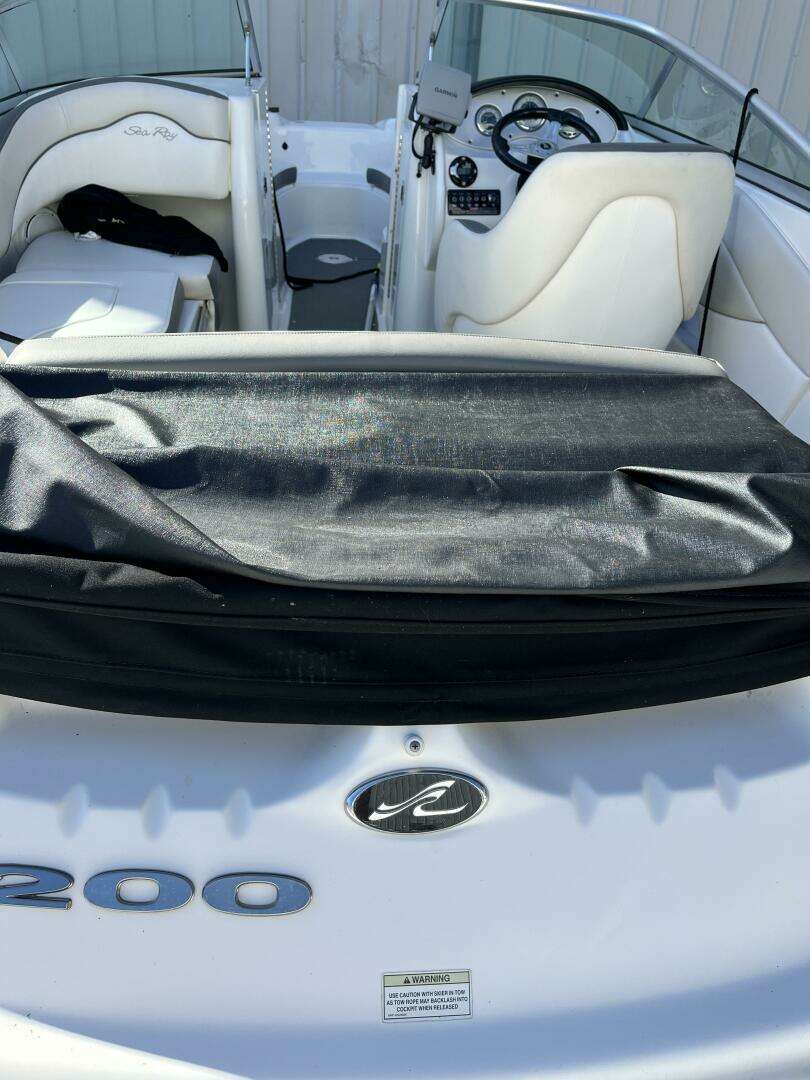 2012 Sea Ray 200 Sundeck - Image 17