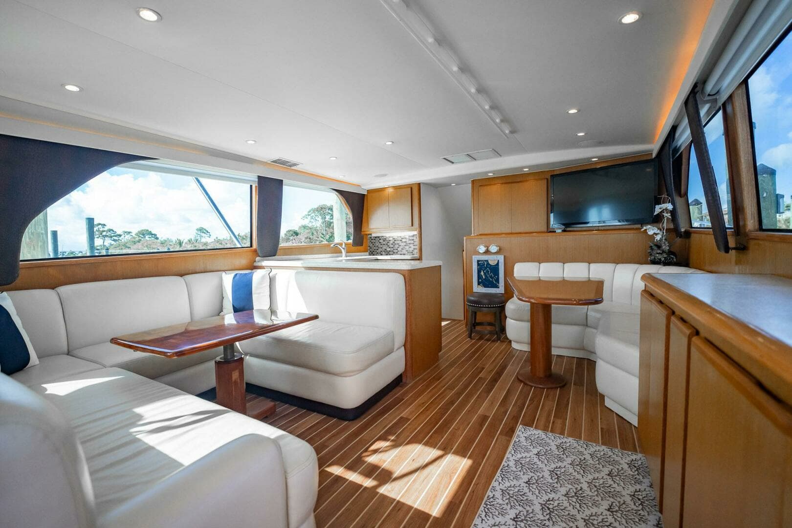 2000 Viking Conv Sport Fisher - Image 6