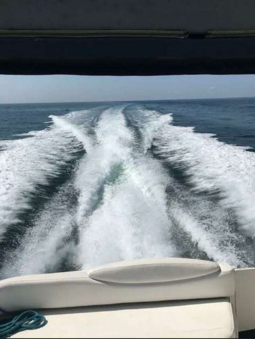 2002 Sea Ray Sundancer - Image 16
