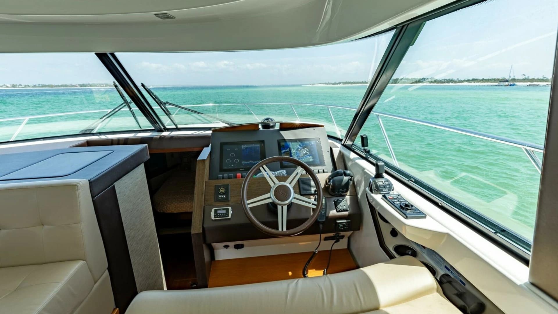 2015 Tiara Yachts 44 Coupe - Image 3