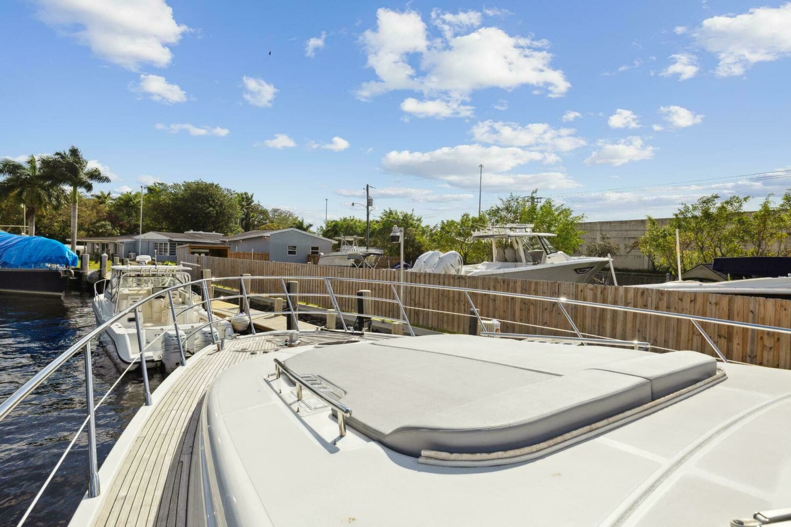 2013 Azimut 70 - Image 8