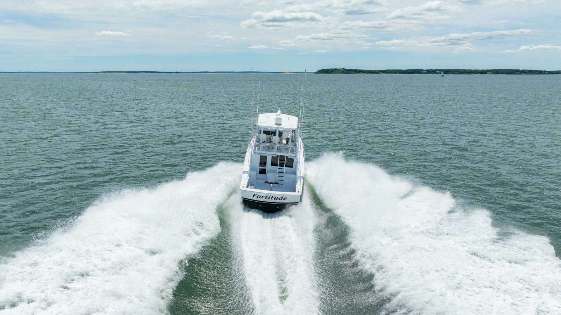 2001 Hatteras 50 Convertible - Image 8