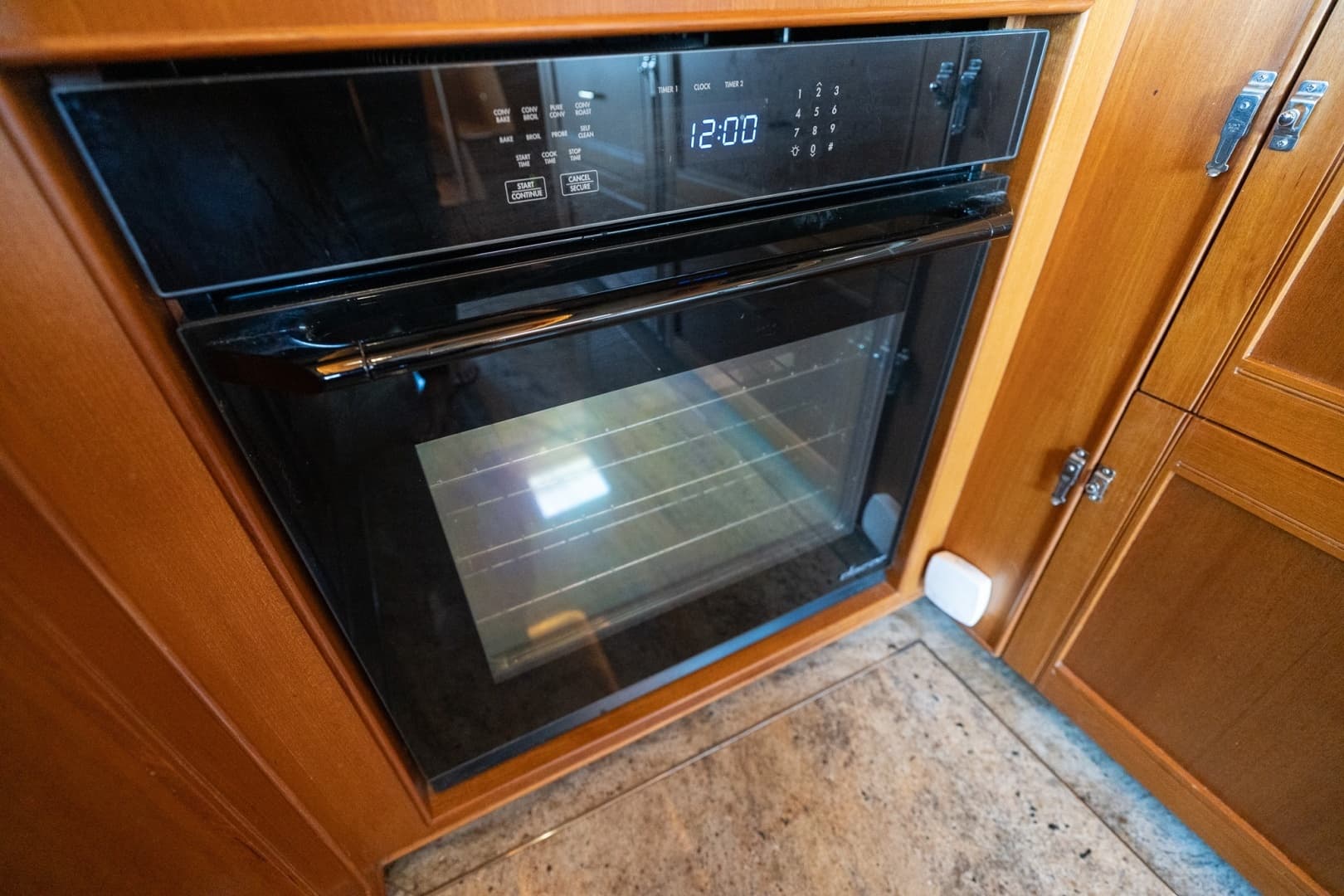 2016 Marlow Explorer 58E - Image 21