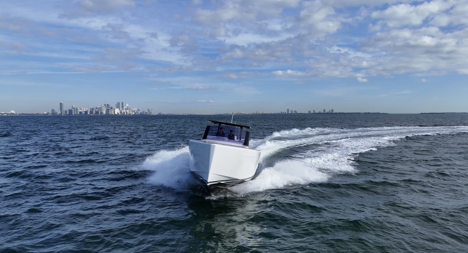 2019 Fjord 40 Open - Image 10