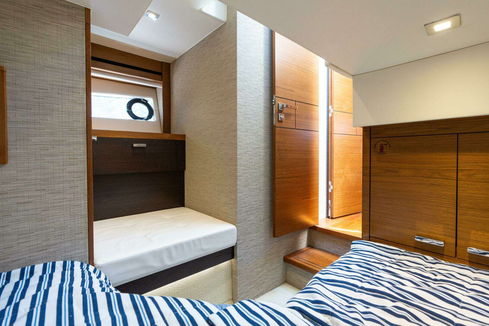 2015 Tiara Yachts 44 Coupe - Image 26