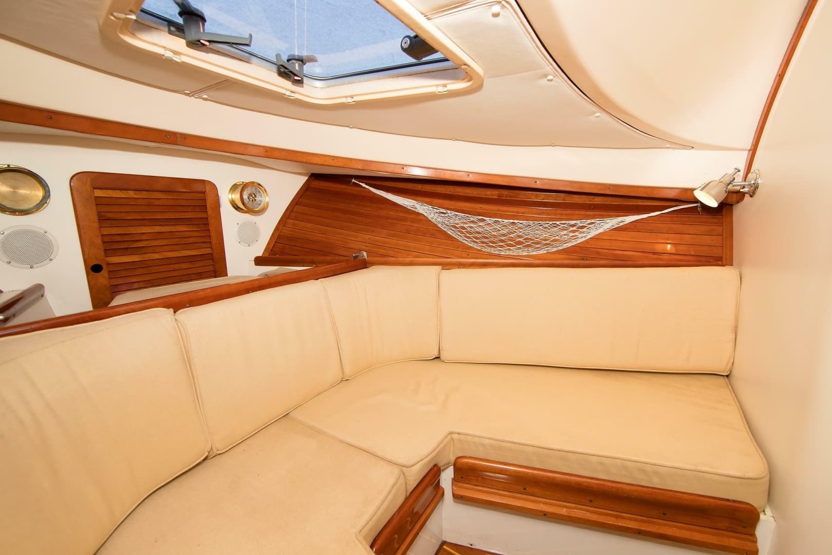 1997 Hinckley Runabout 29 - Image 6