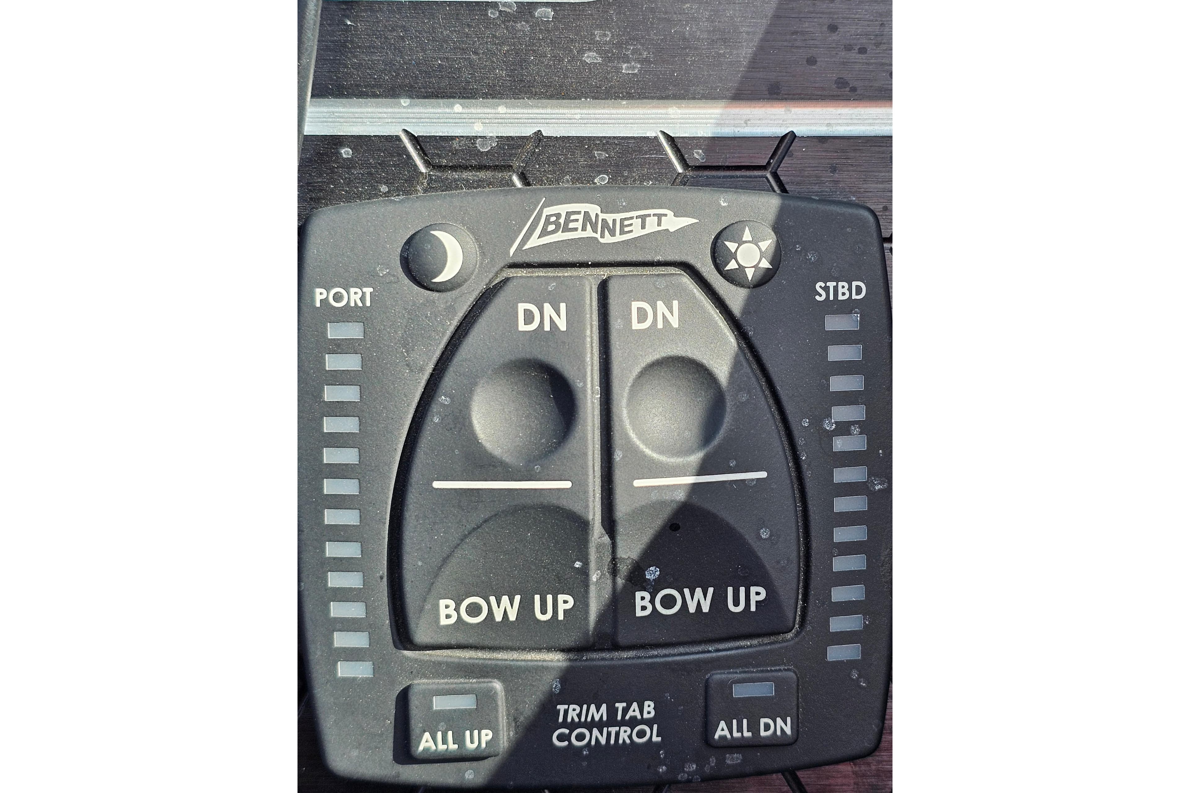 Bennett trim tab control panel on 2023 Skeeter WX2200 boat.