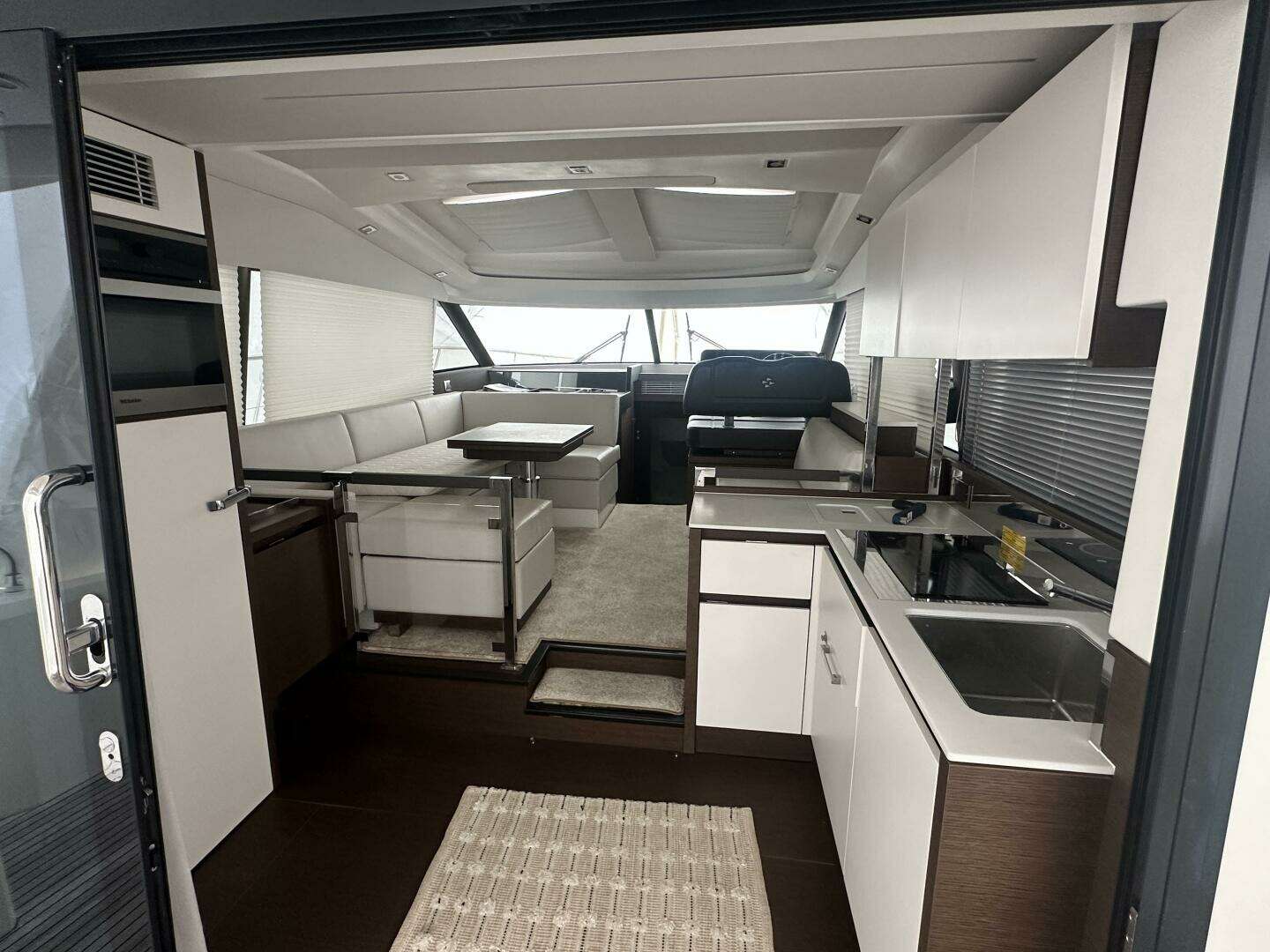2020 Prestige 460S - Image 19