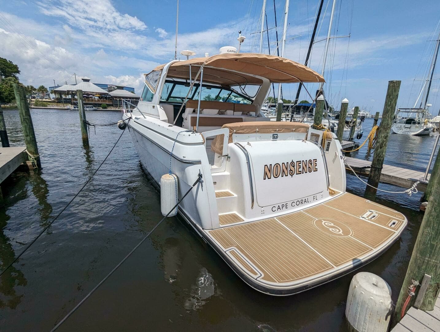 2000 Tiara Yachts 3500 Express - Image 14