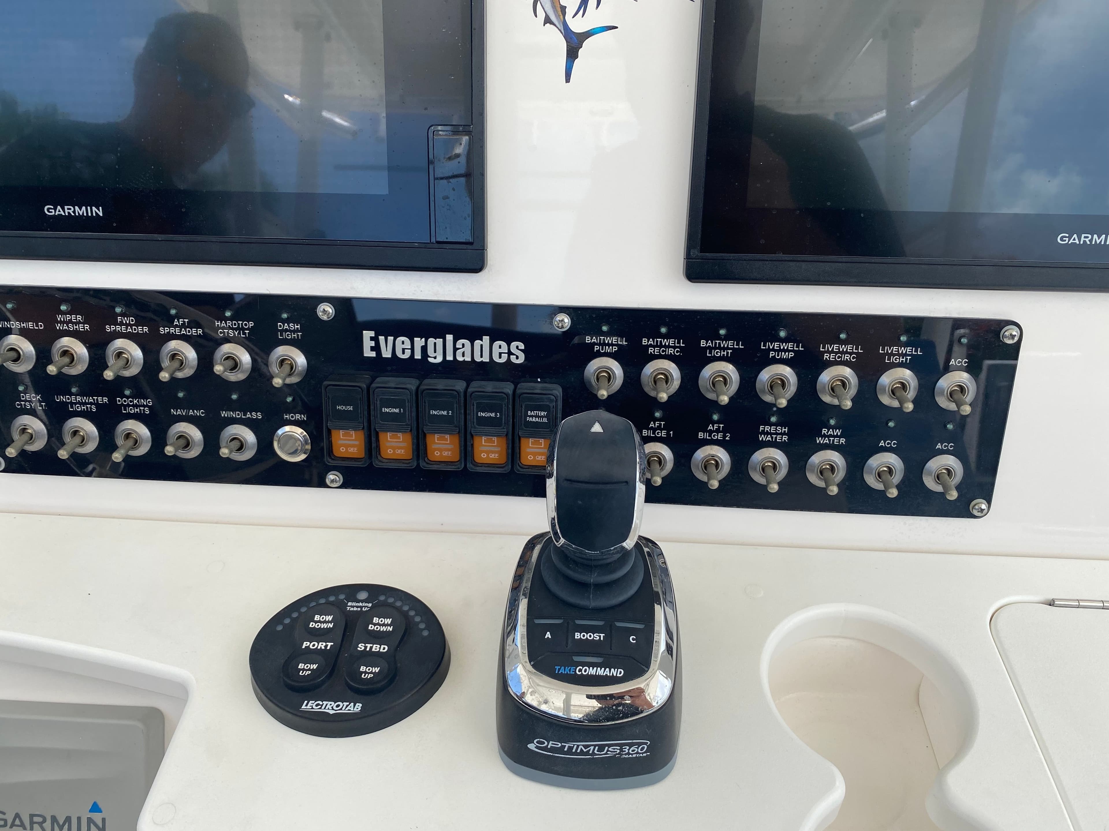 2018 EVERGLADES 355 TOWER - Image 7