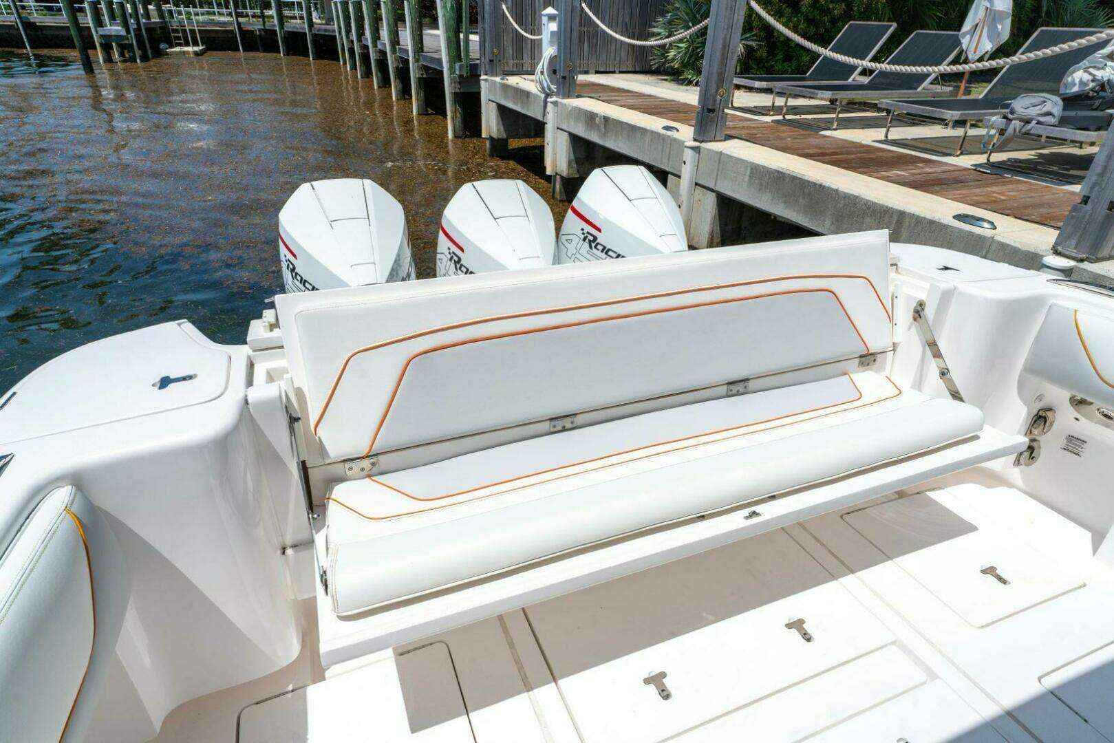 2021 Intrepid 407 Panacea - Image 8