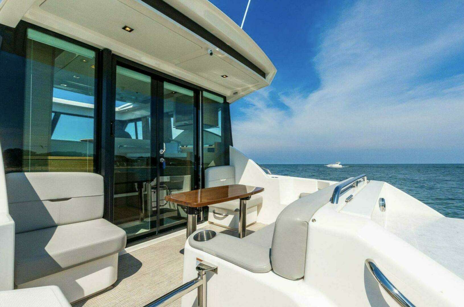 2023 Tiara Yachts 39 Coupe - Image 4
