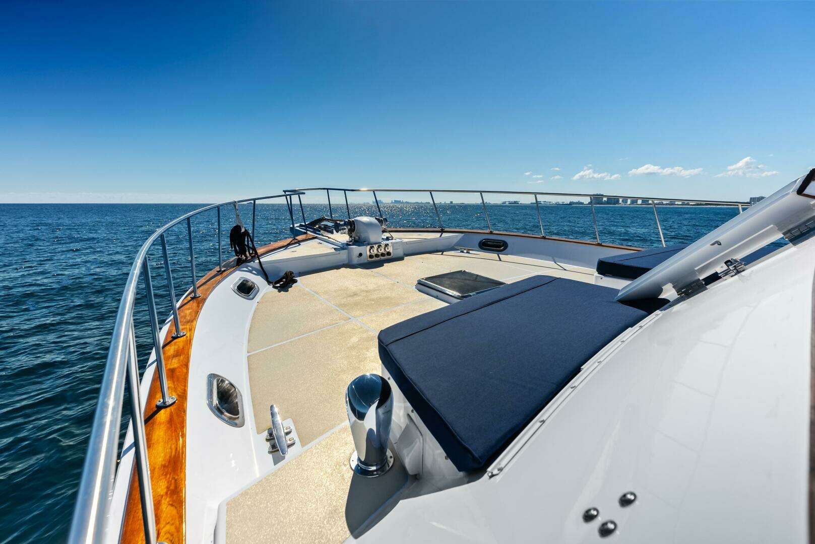 2005 Grand Banks 72 Aleutian RP - Image 46