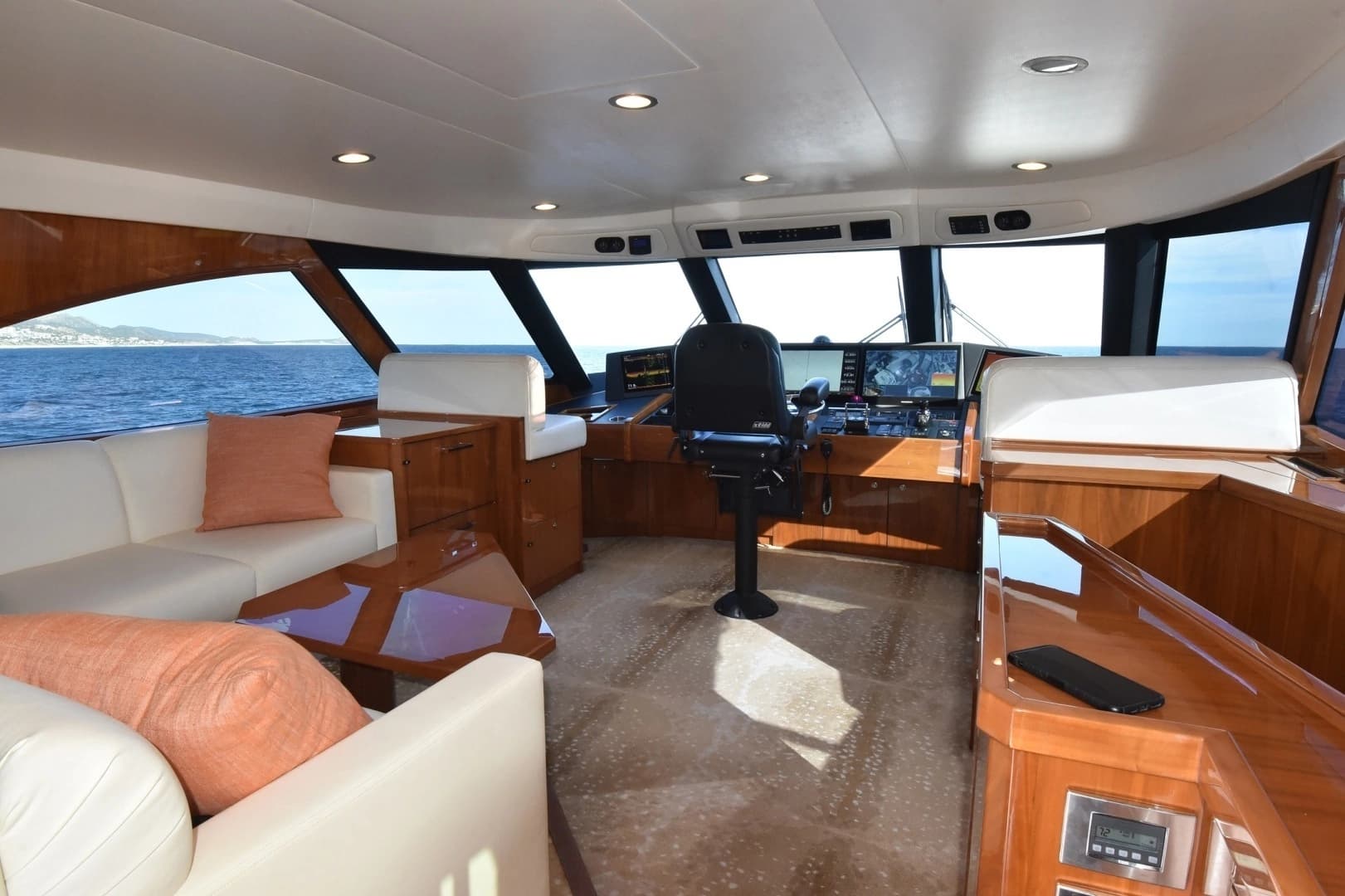 2019 Viking 80 Skybridge - Image 60