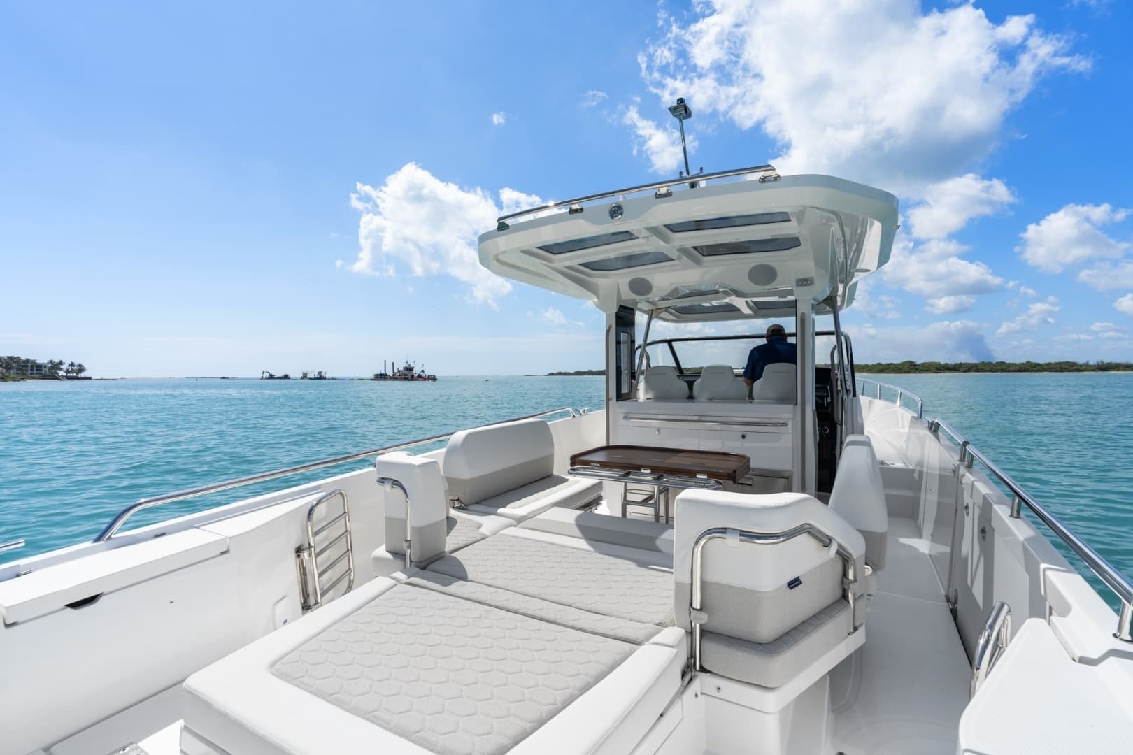 2026 Nimbus Sport Tender 42 - Image 24