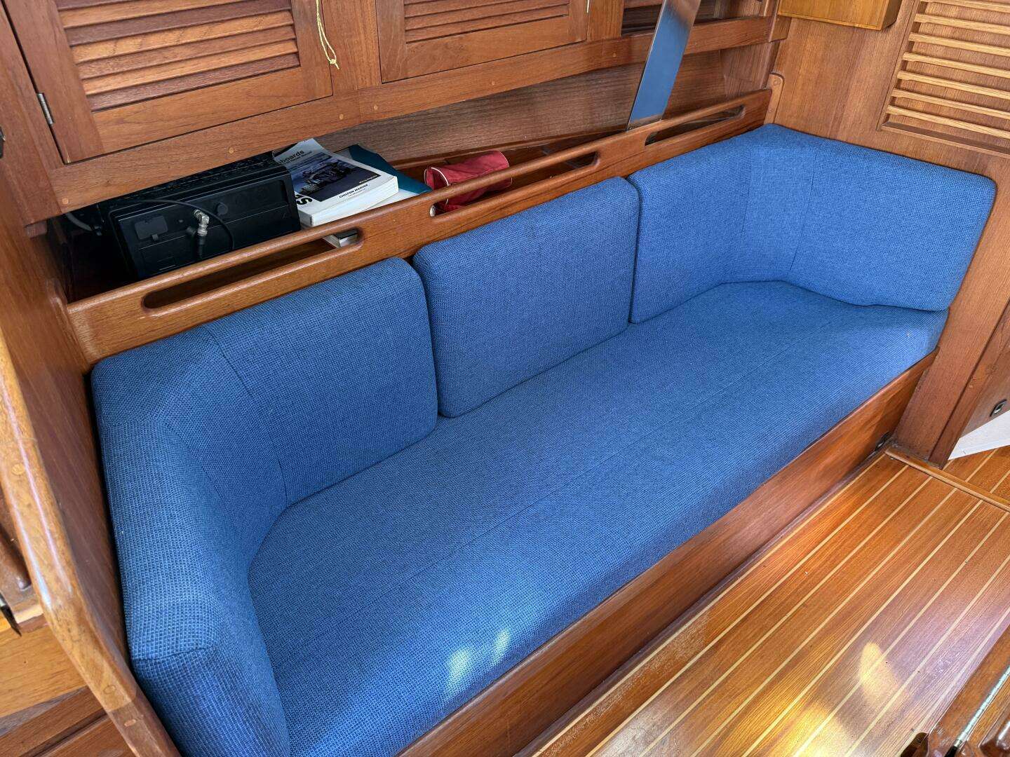 1997 Tartan 3800 - Image 50