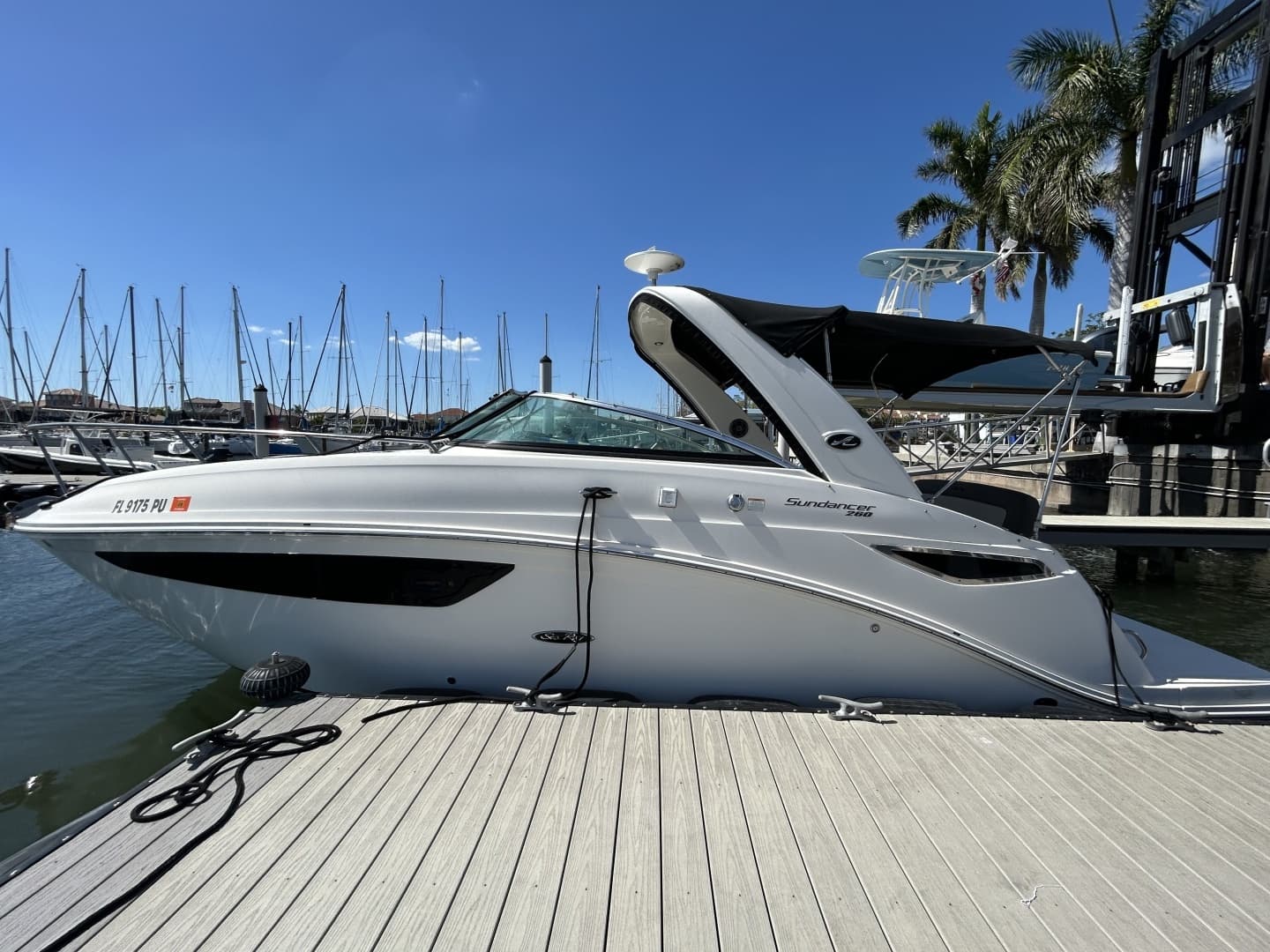 2014 Sea Ray — - Image 6