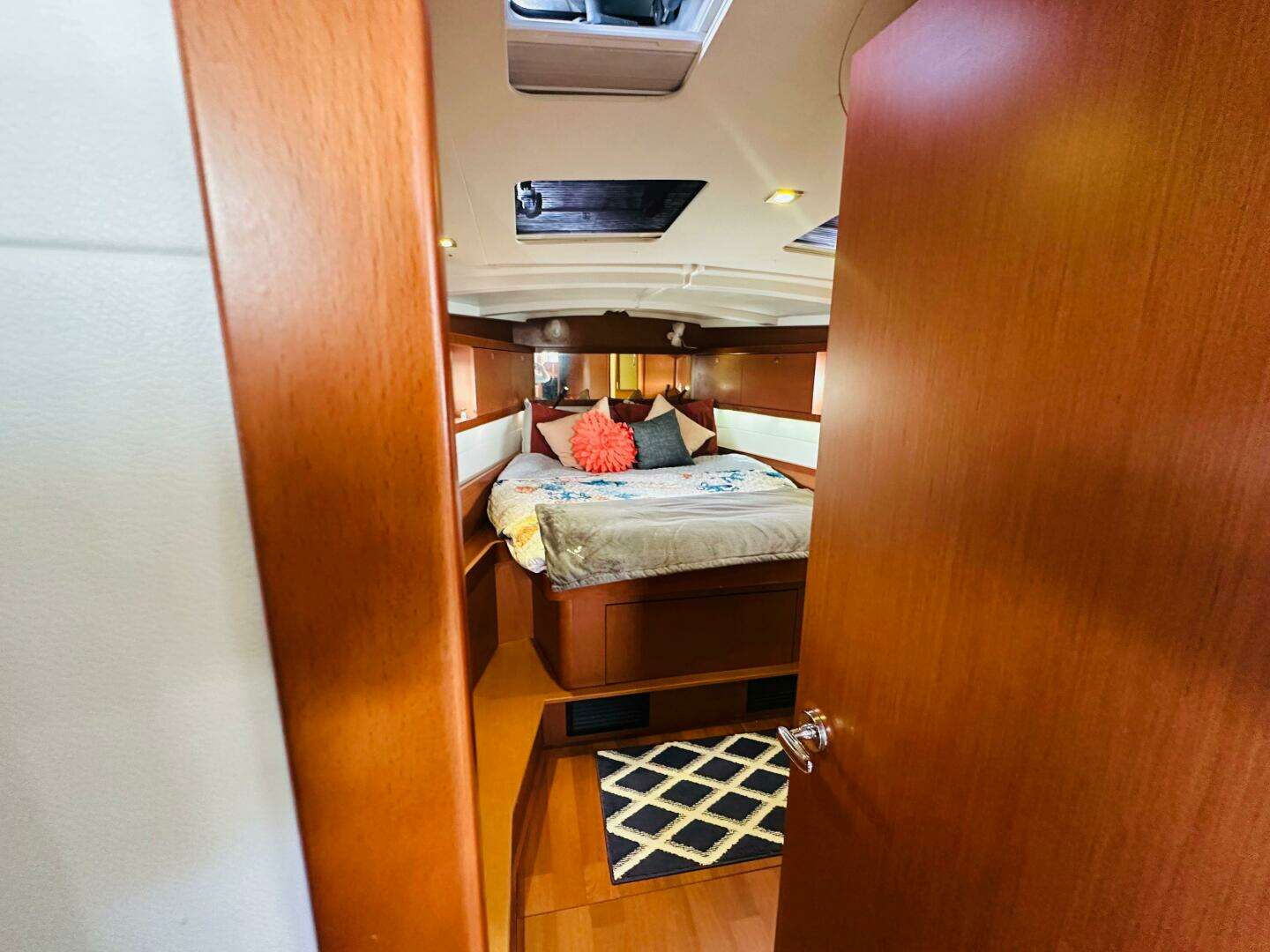 2015 Beneteau Oceanis 45 - Image 48