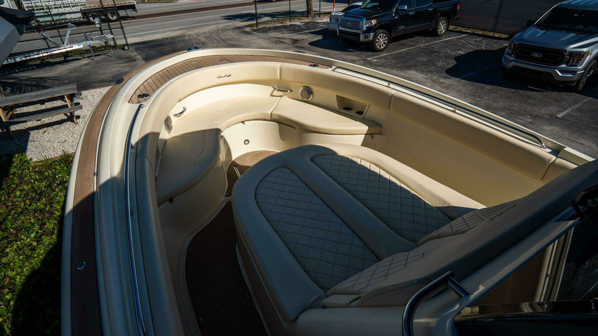 2025 Chris-Craft Catalina - Image 33